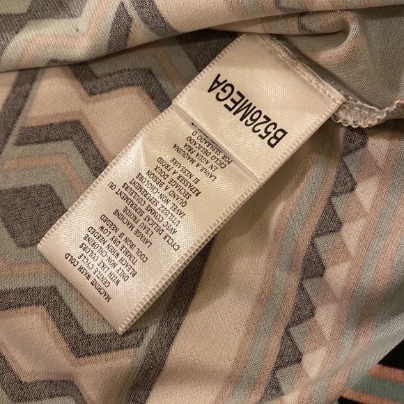 BCBG halter top - Picture 13 of 14